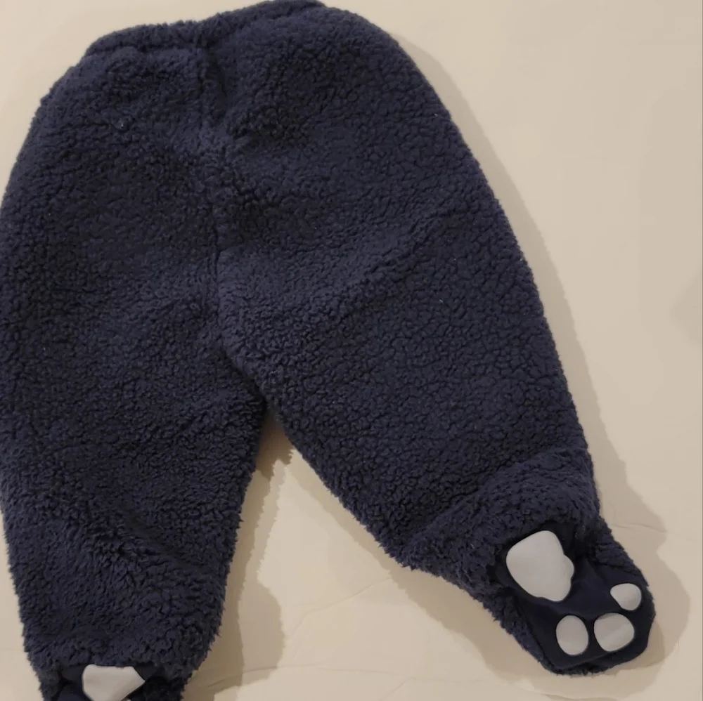 Baby Gap Adorable Gap fuzzy matching sweat suit baby bear jacket winter newborn